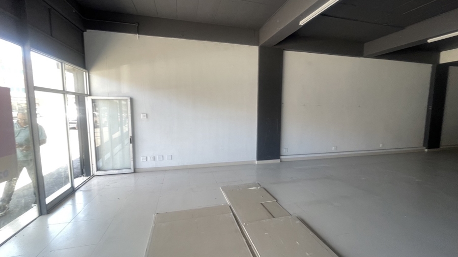 To Let commercial Property for Rent in Woodstock Western Cape